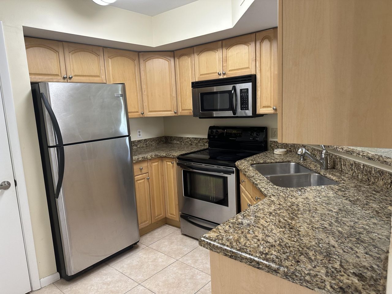 815 W Boynton Beach Boulevard, Unit 5-106, Boynton Beach, FL 33426 Photo