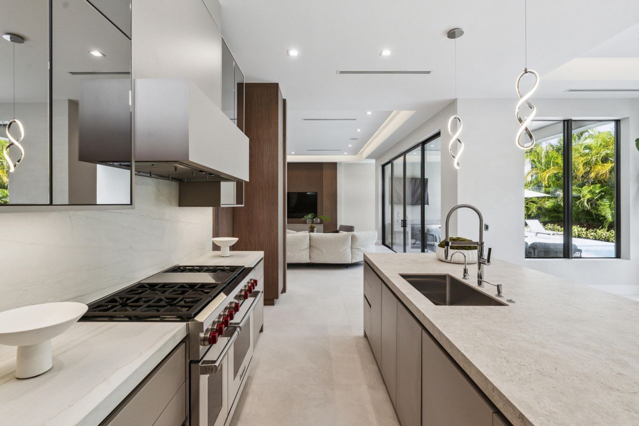 354 NE 4th Street, Boca Raton, FL 33432 Photo