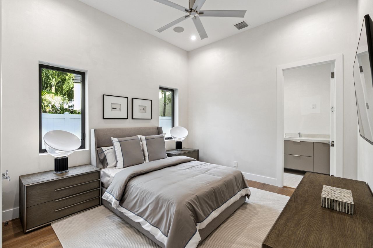 354 NE 4th Street, Boca Raton, FL 33432 Photo