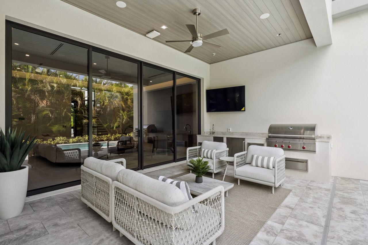 354 NE 4th Street, Boca Raton, FL 33432 Photo