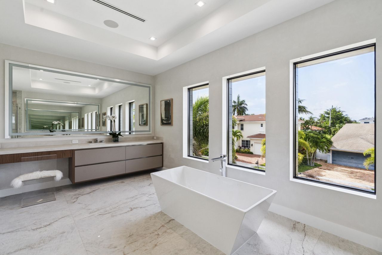 354 NE 4th Street, Boca Raton, FL 33432 Photo