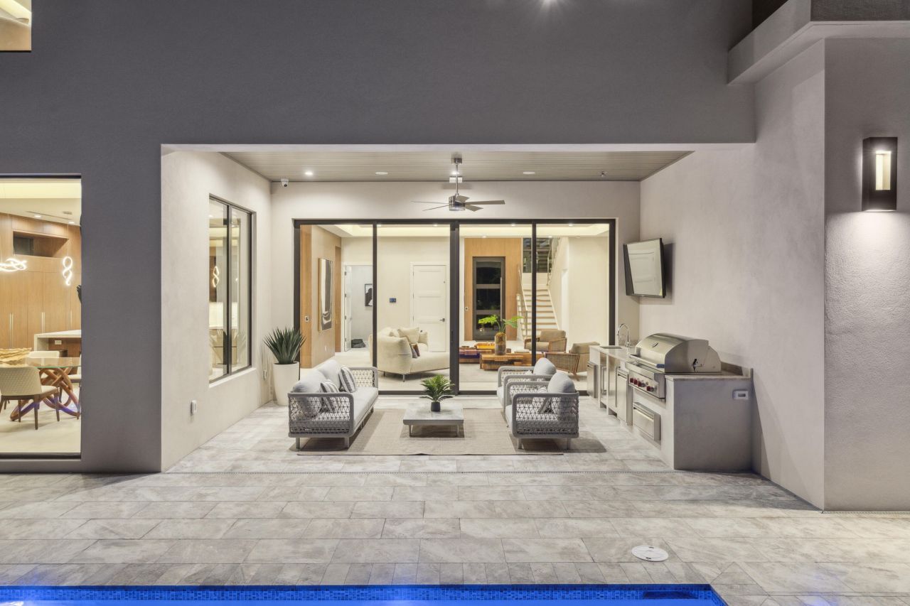 354 NE 4th Street, Boca Raton, FL 33432 Photo