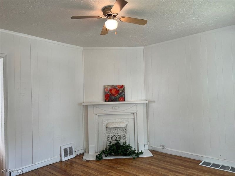 519 E 103rd Street, Cleveland, OH 44108 Photo 10