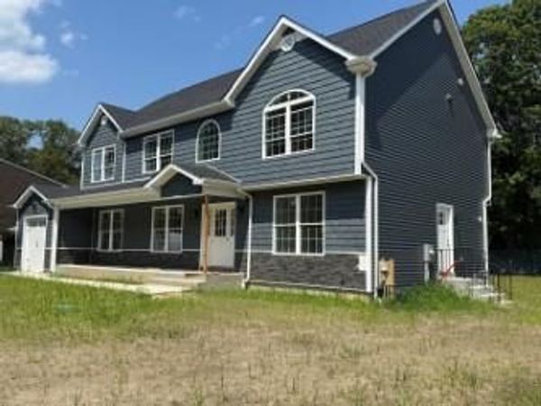 155 Calebs Path, Brentwood, NY 11717