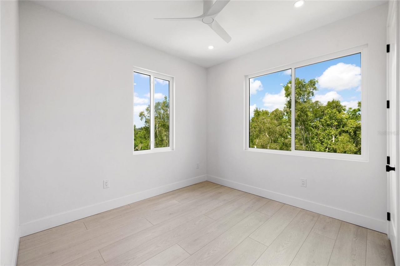 10350 2nd Way N, Saint Petersburg, FL 33716 Photo
