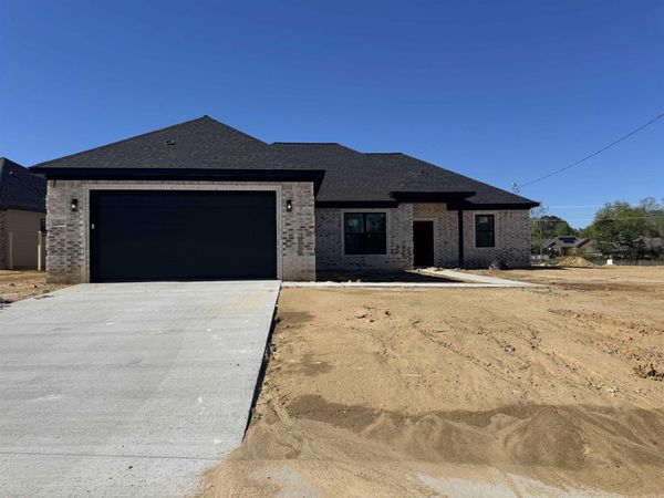 51 Springtree Circle, Little Rock, AR 72209