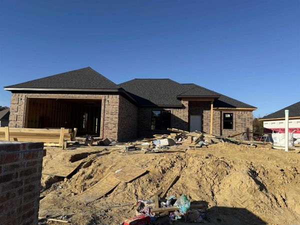 55 Springtree Circle, Little Rock, AR 72209