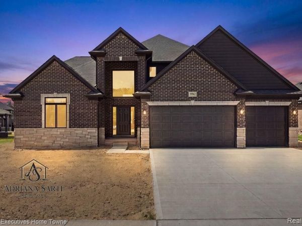 35962 Cascade Drive, New Baltimore, MI 48047