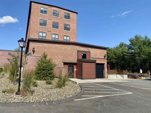 24 Beacon Street, Littleton, NH 03561