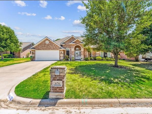 676 Bluebonnet Street, Stephenville, TX 76401