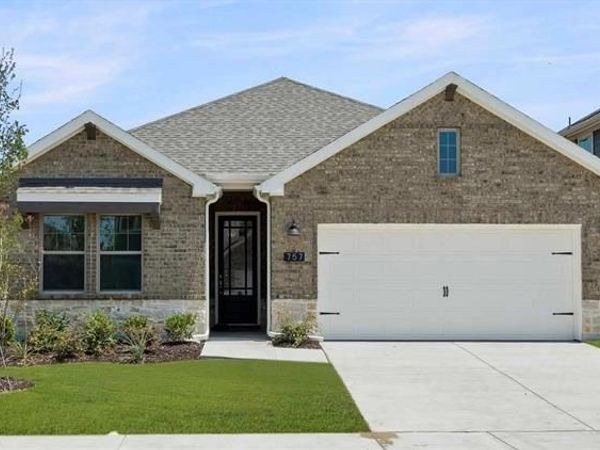 757 Waterhouse Lake Drive, Anna, TX 75409