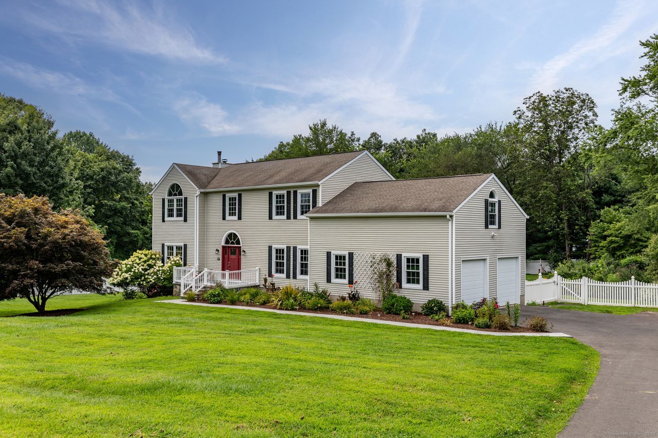 12 Cedar Vale, New Milford, CT 06776 Main Photo