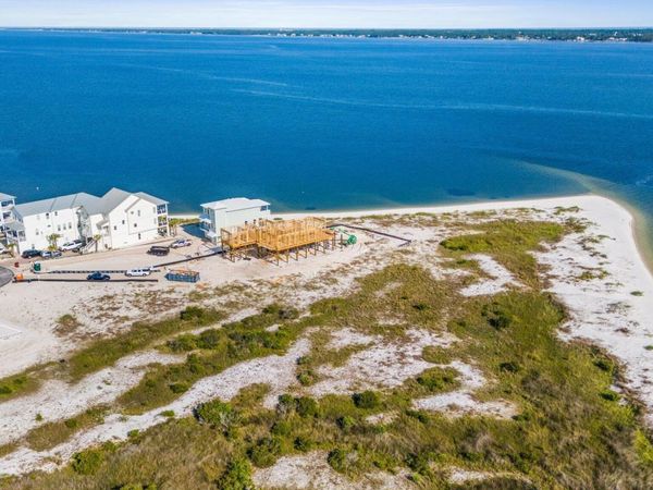 23 Seaside Circle, Navarre, FL 32566