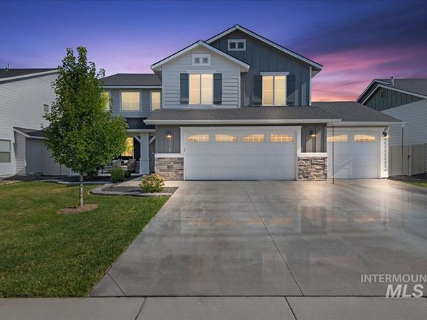 3018 W Silver River St, Meridian, ID 83646