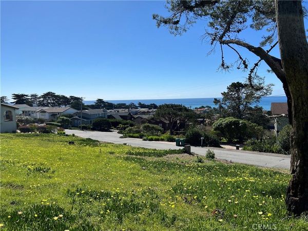 1970 Emmons Road, Cambria, CA 93428
