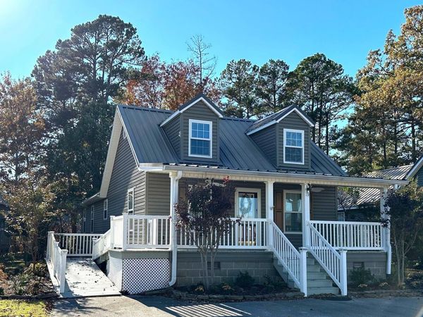 19 Pearl Parkway, Iuka, MS 38852