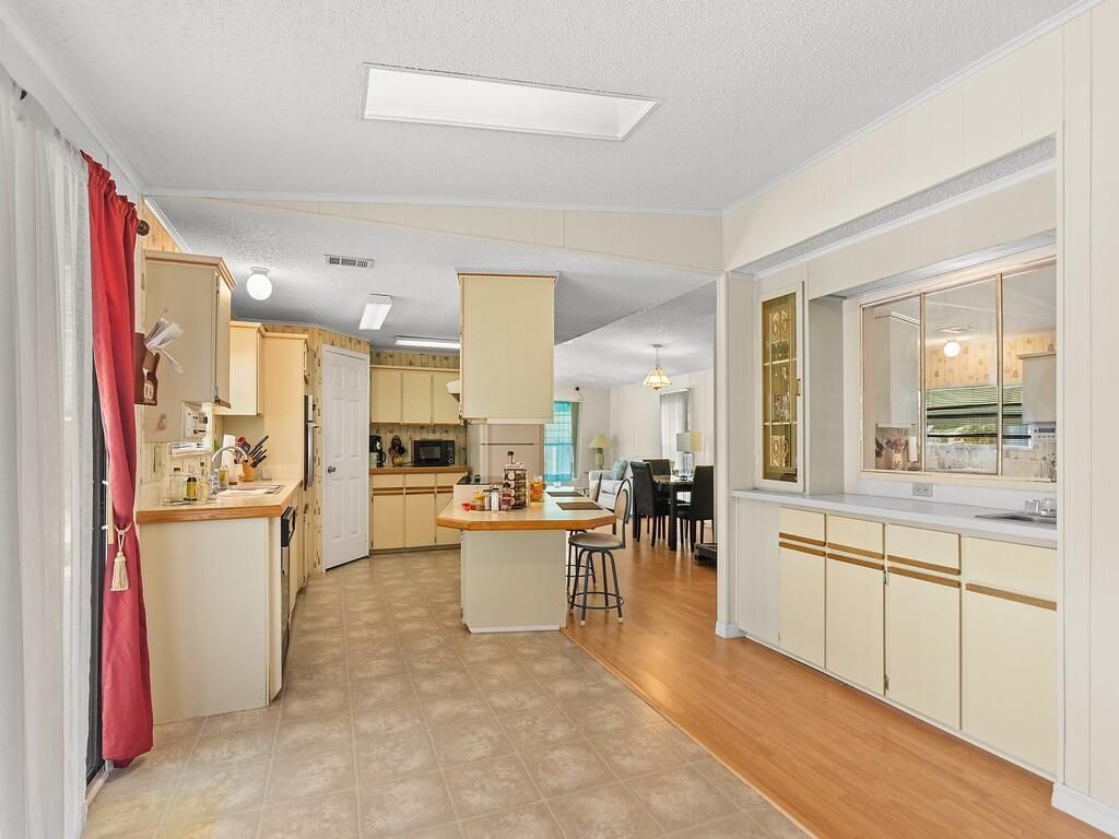 212 W Caribbean, Port Saint Lucie, FL 34952 Photo