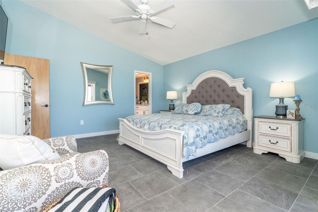 301 S Gulf Boulevard, Unit 407, Placida, FL 33946 Photo