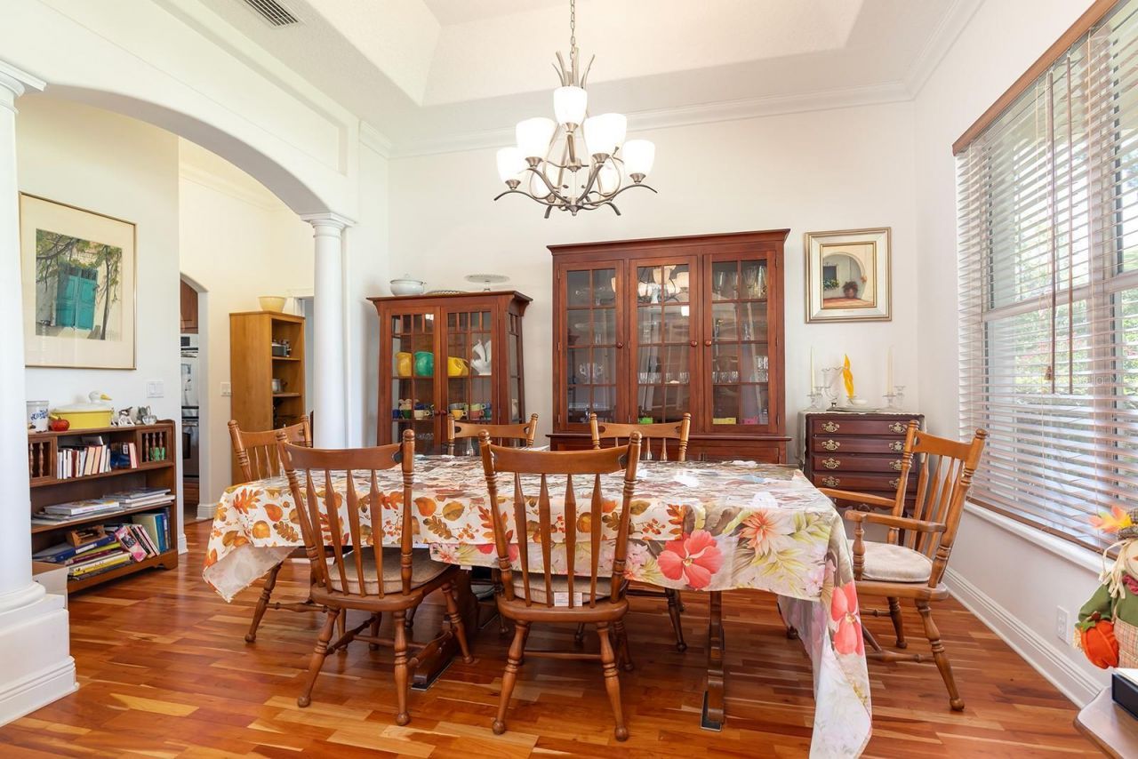 590 Crescent Street, Umatilla, FL 32784 Photo