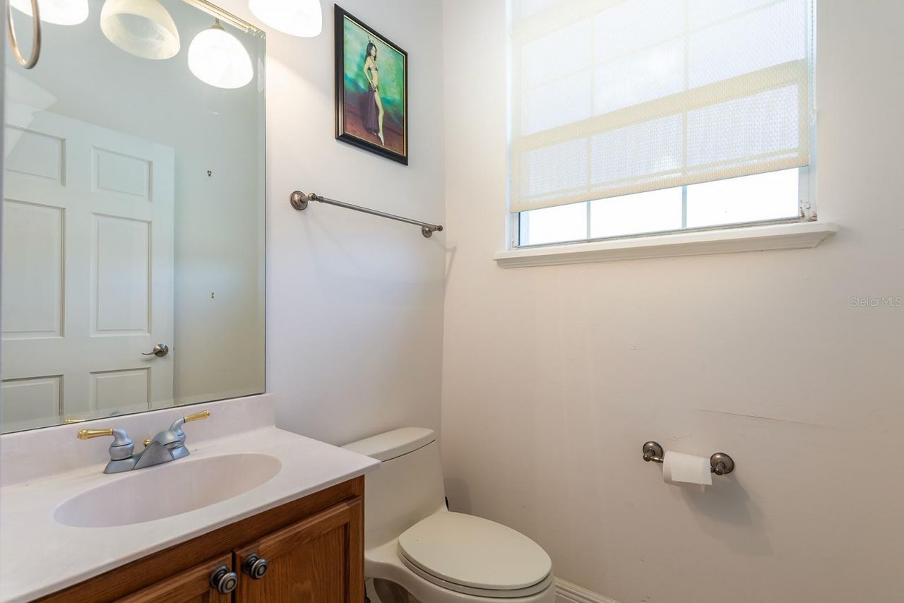 590 Crescent Street, Umatilla, FL 32784 Photo