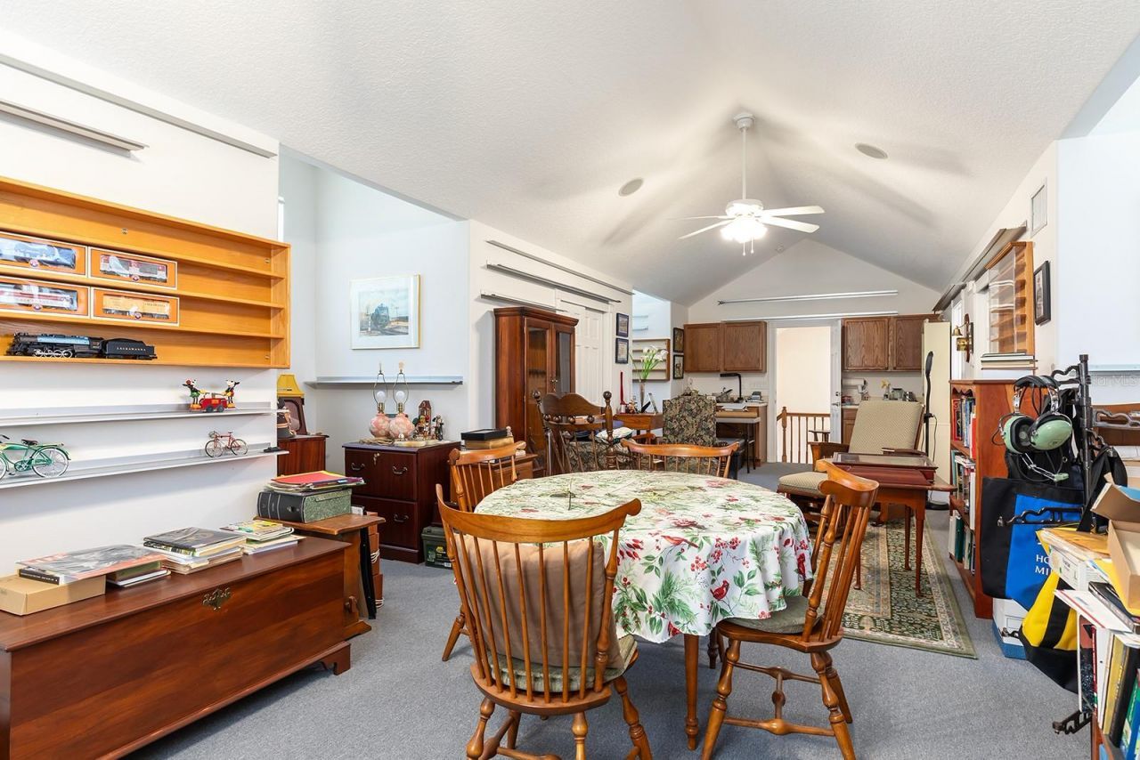 590 Crescent Street, Umatilla, FL 32784 Photo