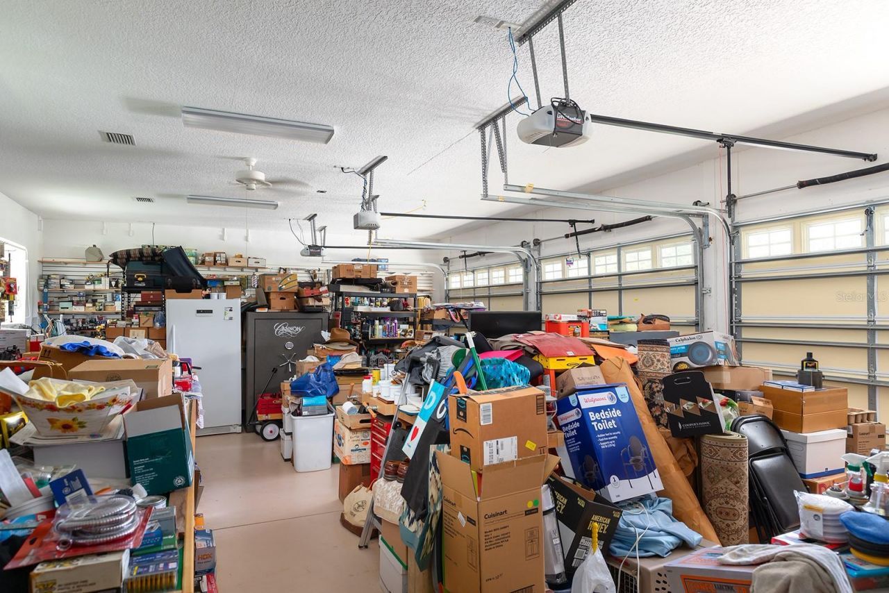 590 Crescent Street, Umatilla, FL 32784 Photo