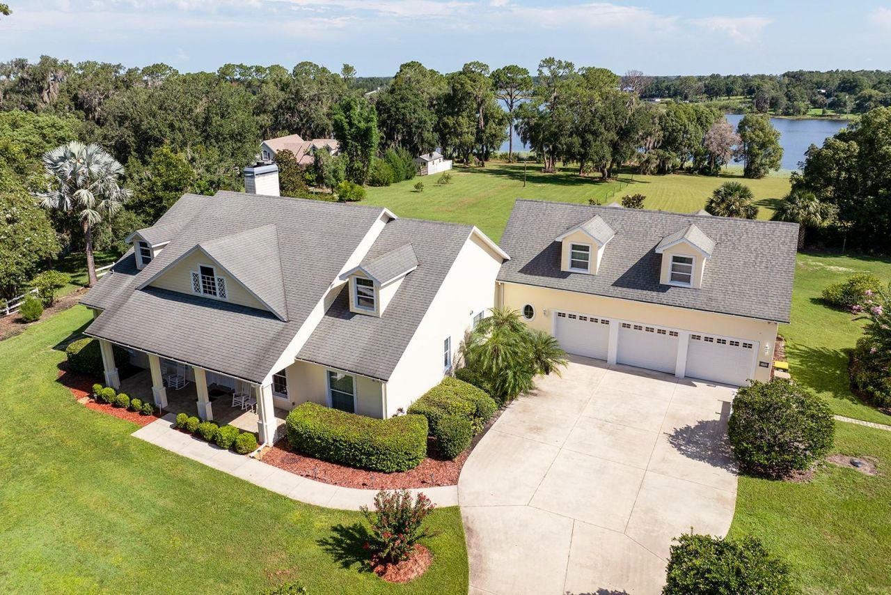 590 Crescent Street, Umatilla, FL 32784 Photo