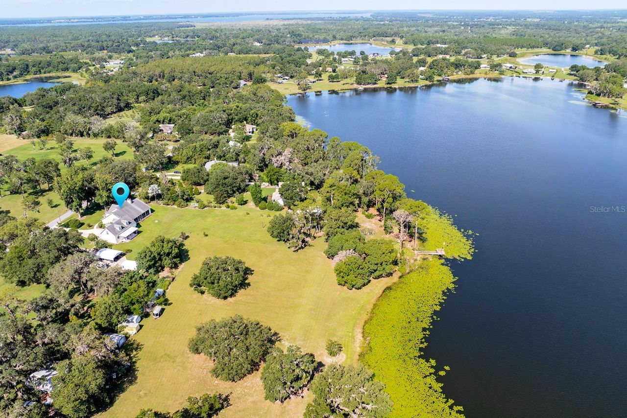 590 Crescent Street, Umatilla, FL 32784 Photo