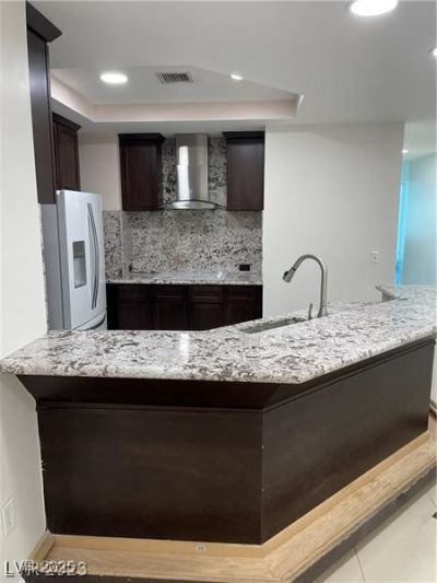 2700 Las Vegas Boulevard, Unit 3303, Las Vegas, NV 89109 Main Photo