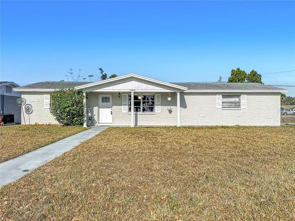 10905 SCENIC DRIVE, PORT RICHEY, FL 34668