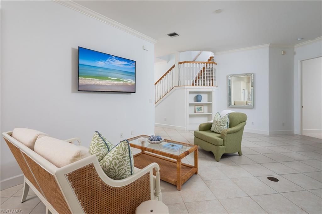 155 1st Ave S, Naples, FL 34102 Photo