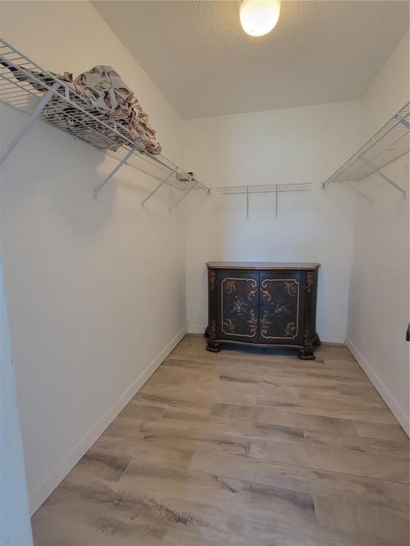 3538 65th Avenue Circle E, Sarasota, FL 34243 Photo