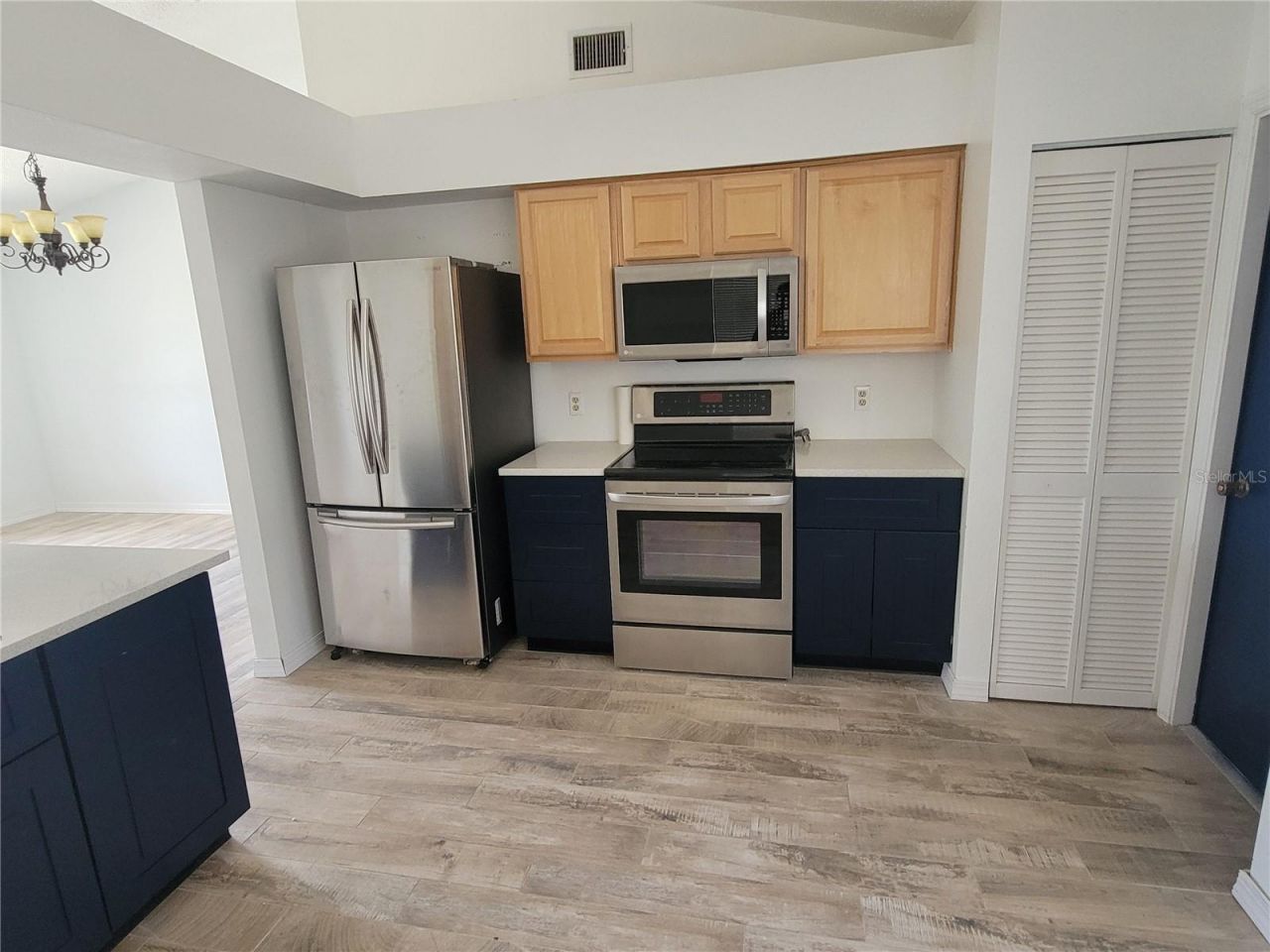 3538 65th Avenue Circle E, Sarasota, FL 34243 Photo