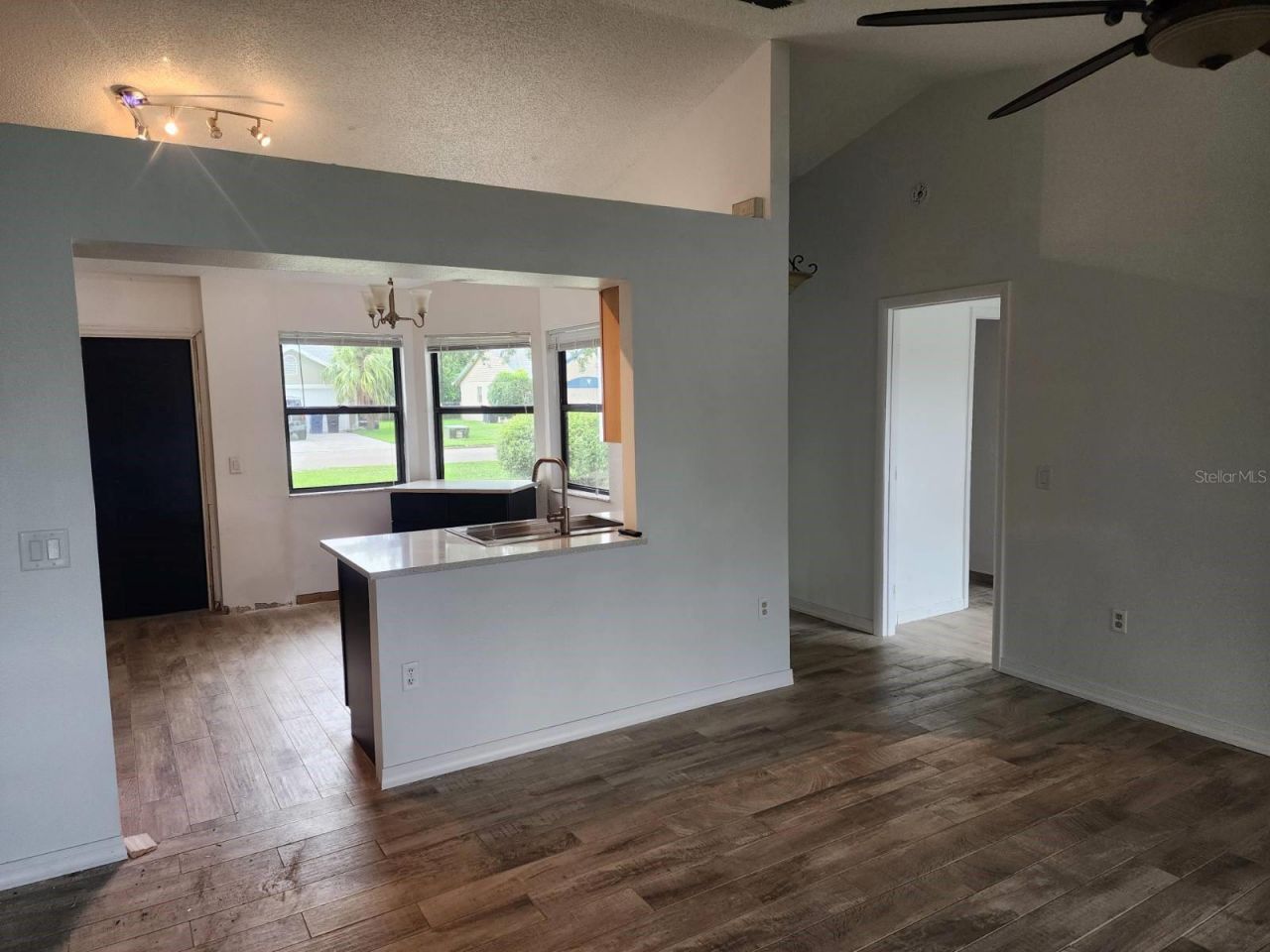 3538 65th Avenue Circle E, Sarasota, FL 34243 Photo