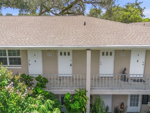 2500 LEE RD, Unit 219, WINTER PARK, FL 32789