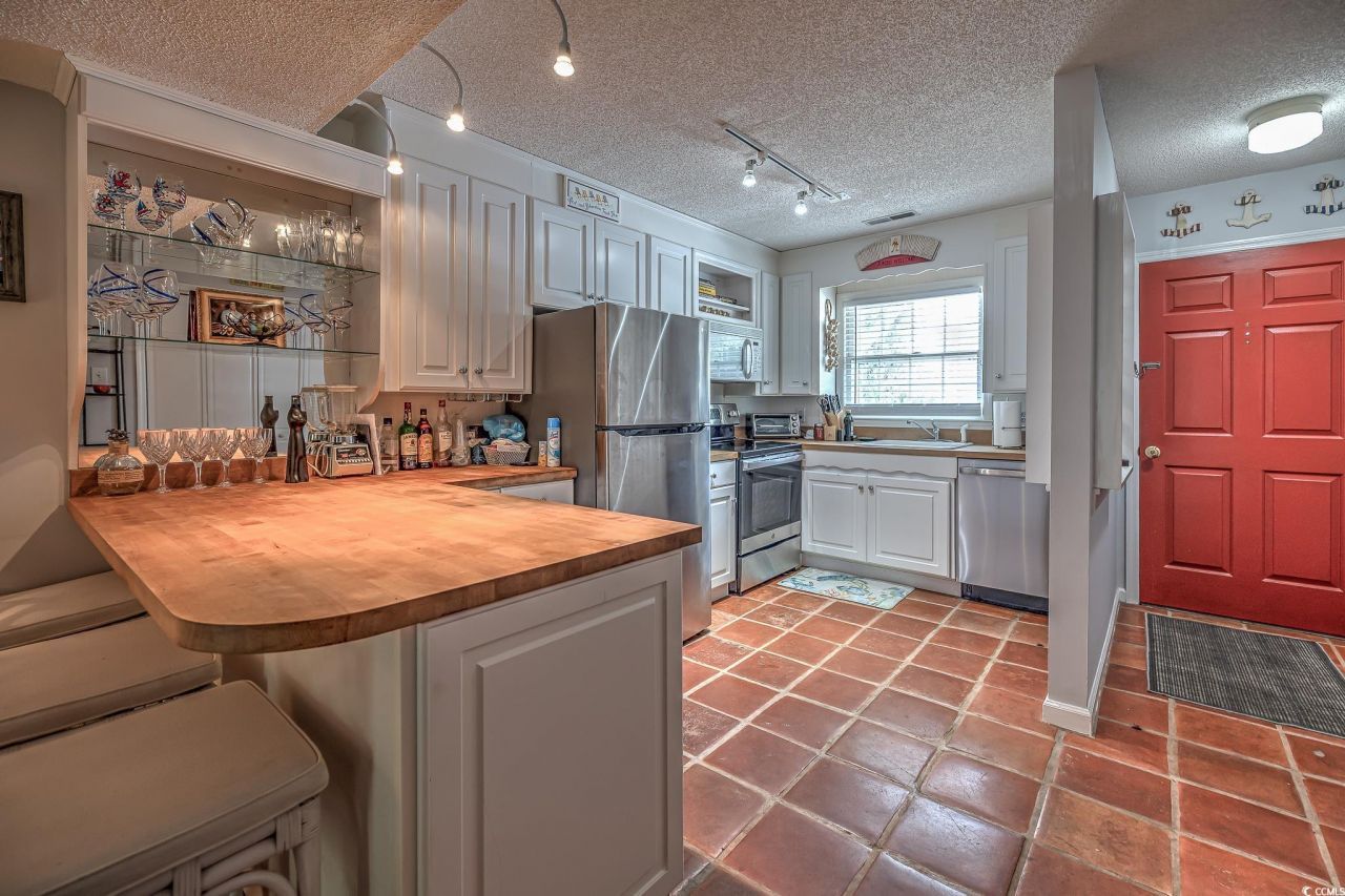 3866 Highway 17 Business Photo 15