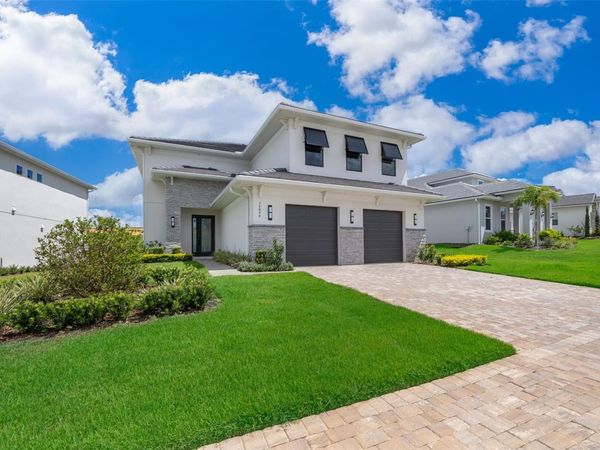 16046 VOLTERRA POINT, BELLA COLLINA, FL 34756