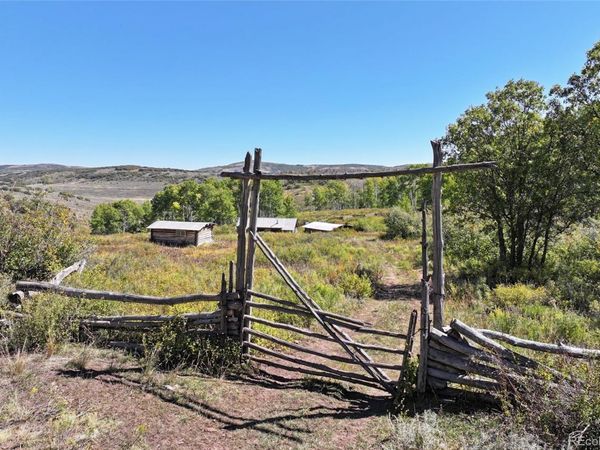 2586 26 1/10 Road, Gateway, CO 81522