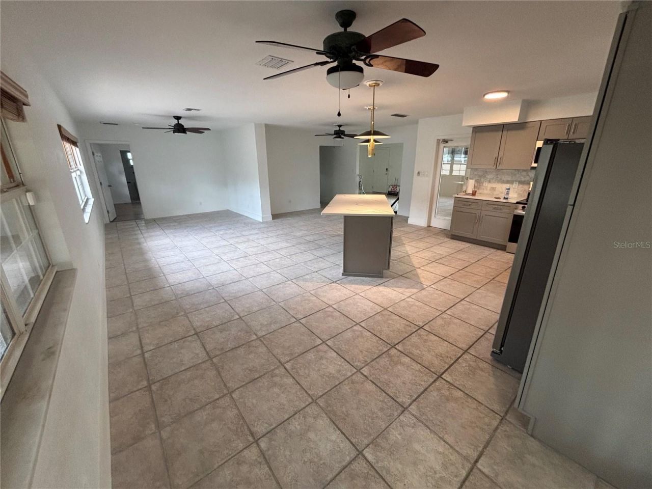 999 38th Avenue Ne, Saint Petersburg, FL 33704 Photo