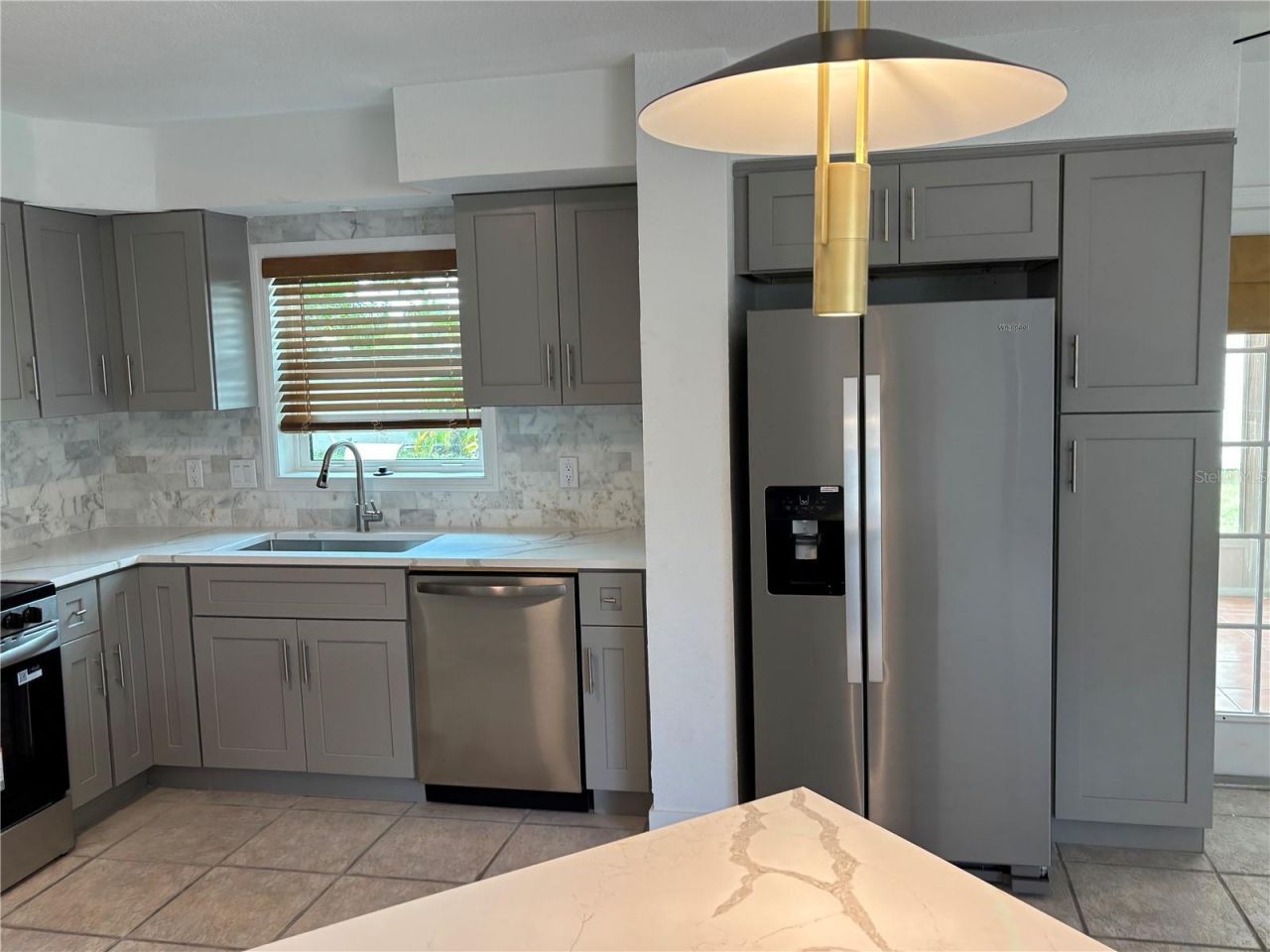 999 38th Avenue Ne, Saint Petersburg, FL 33704 Photo