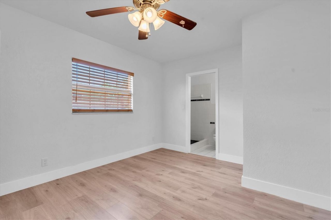 999 38th Avenue Ne, Saint Petersburg, FL 33704 Photo