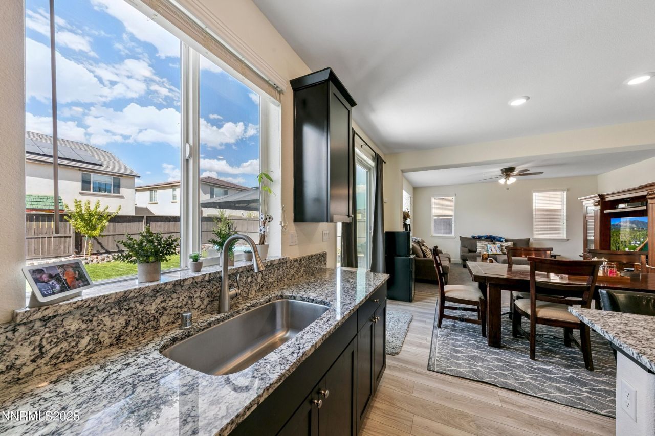 2012 Maradona Drive, Sparks, NV 89436 Photo