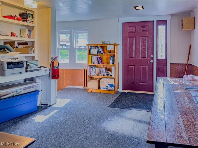 46361 Walnut Street, Rogers, OH 44455 Photo 12