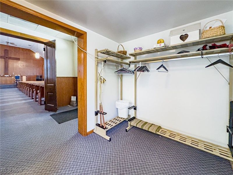 46361 Walnut Street, Rogers, OH 44455 Photo 18