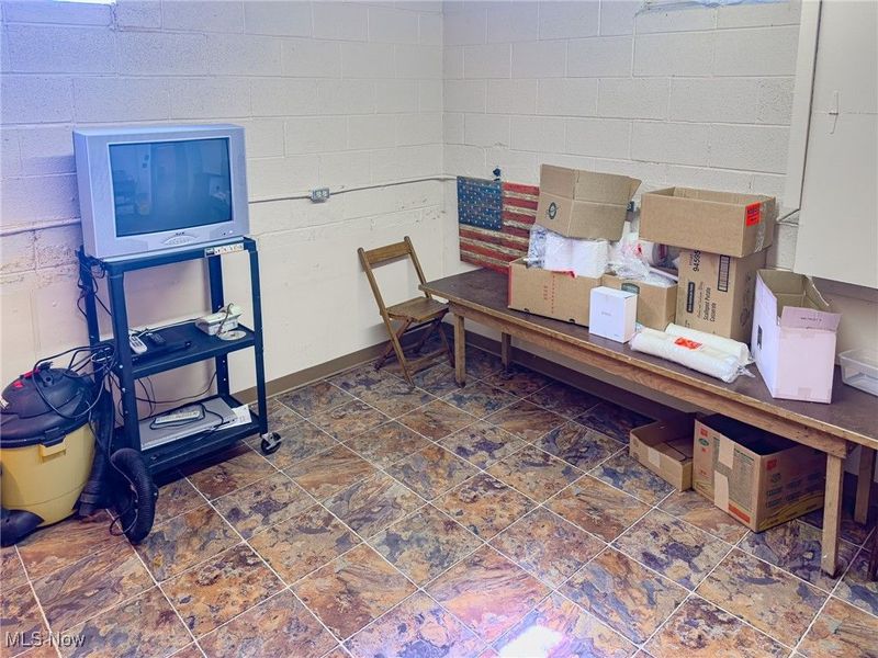 46361 Walnut Street, Rogers, OH 44455 Photo 19