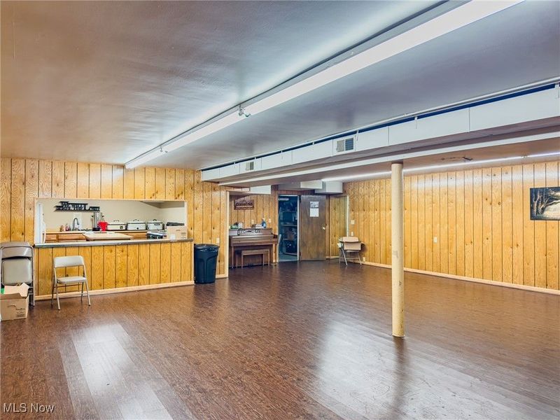 46361 Walnut Street, Rogers, OH 44455 Photo 26