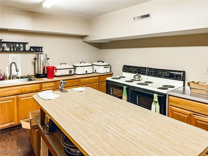 46361 Walnut Street, Rogers, OH 44455 Photo 31