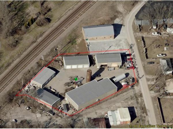 117 S Walnut Avenue, Republic, MO 65738