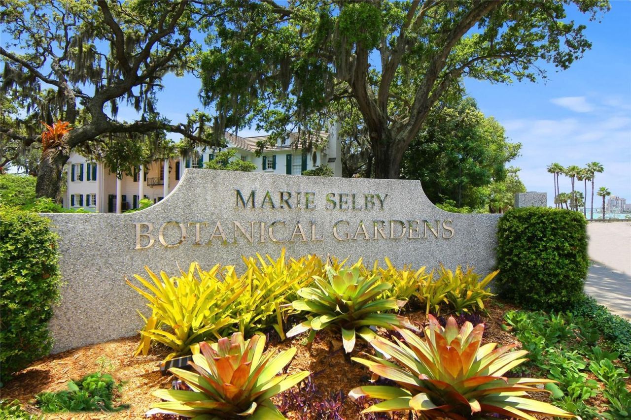 643 Calle De Peru, Sarasota, FL 34242 Photo