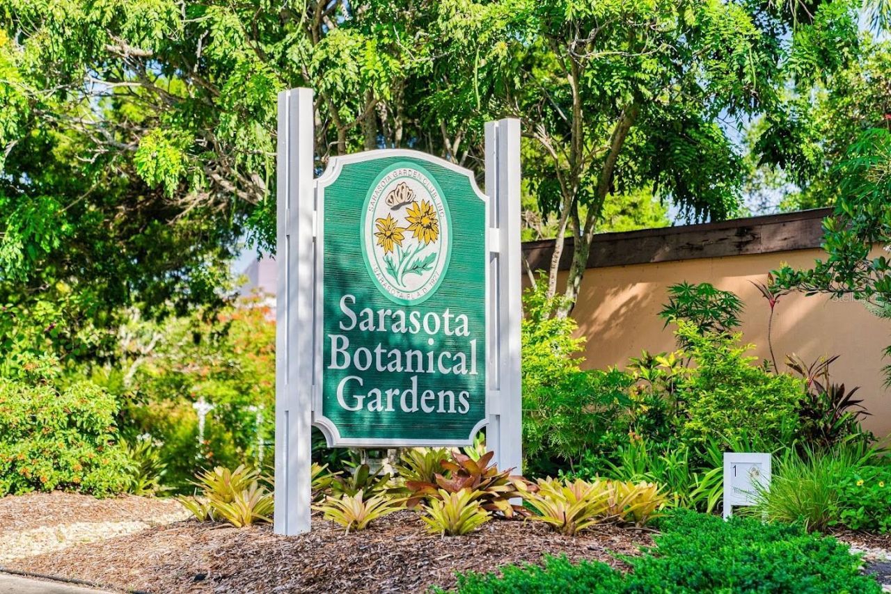 643 Calle De Peru, Sarasota, FL 34242 Photo